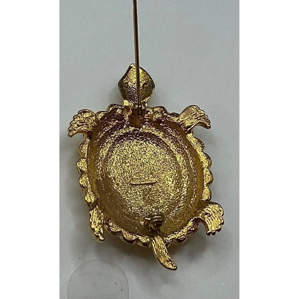 Signed Gold Tone Turtle Brooch ‎ Rhinestone Eyes Textured Shell figural pin